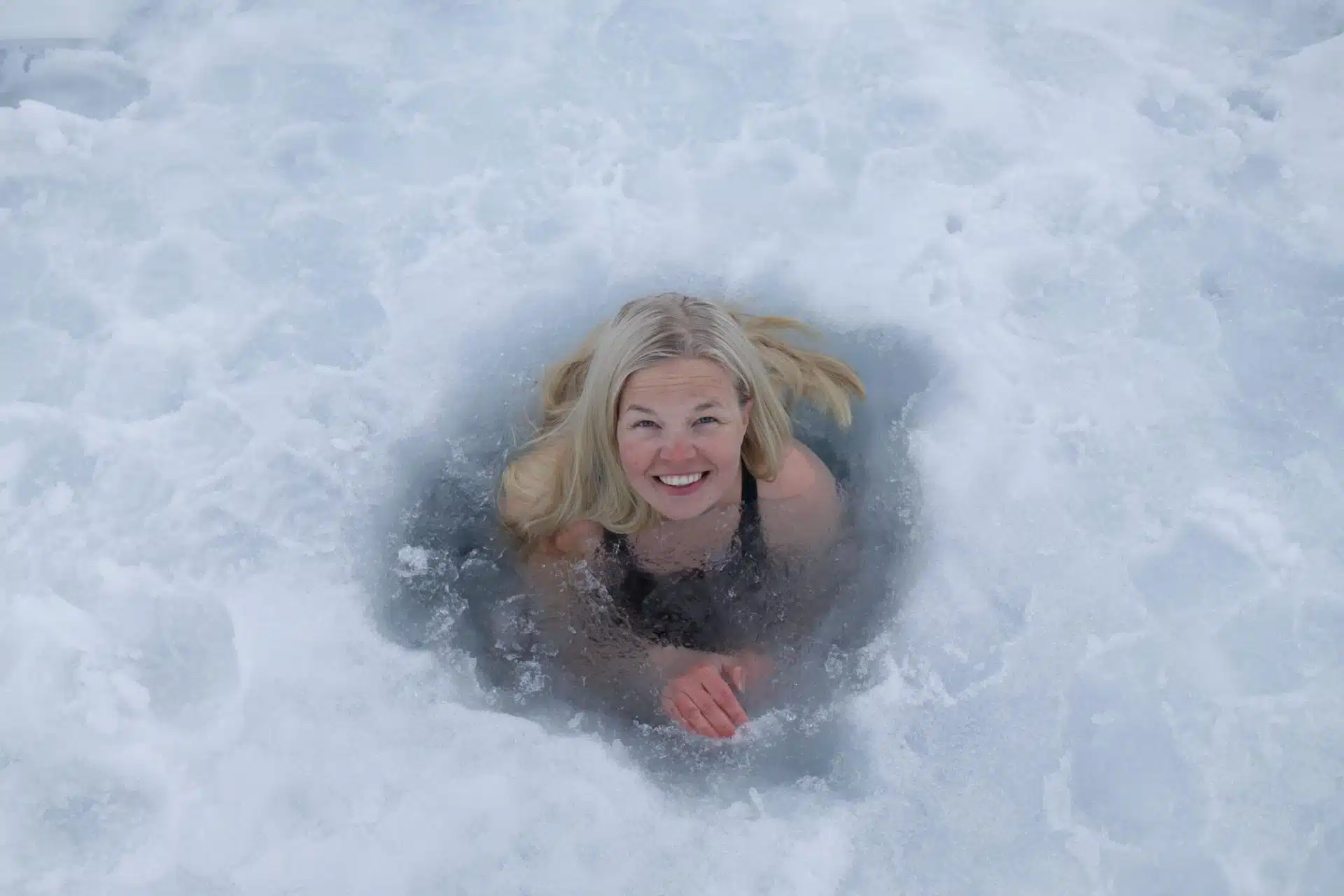 Elina Mäkinen Eisbaden See